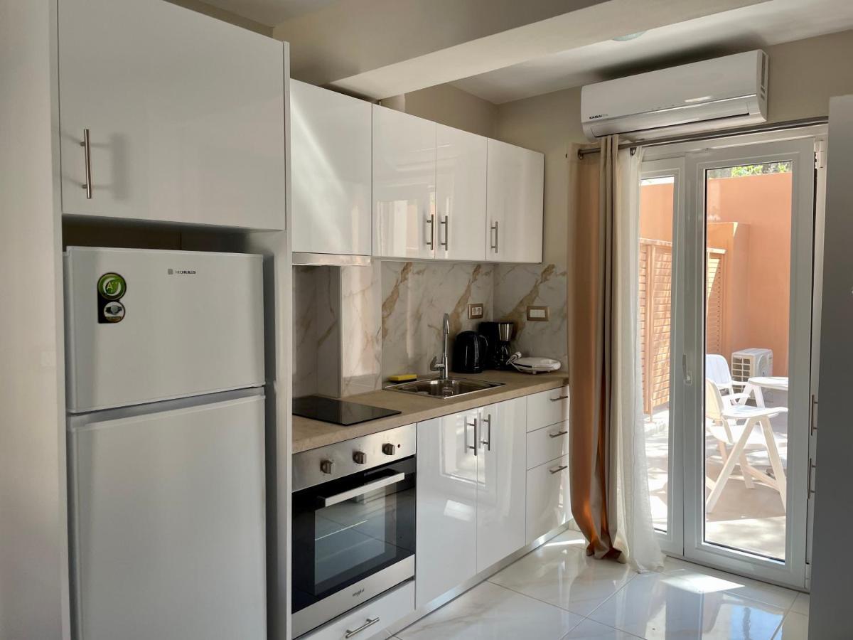 Arian Apartments Argostoli  Eksteriør bilde