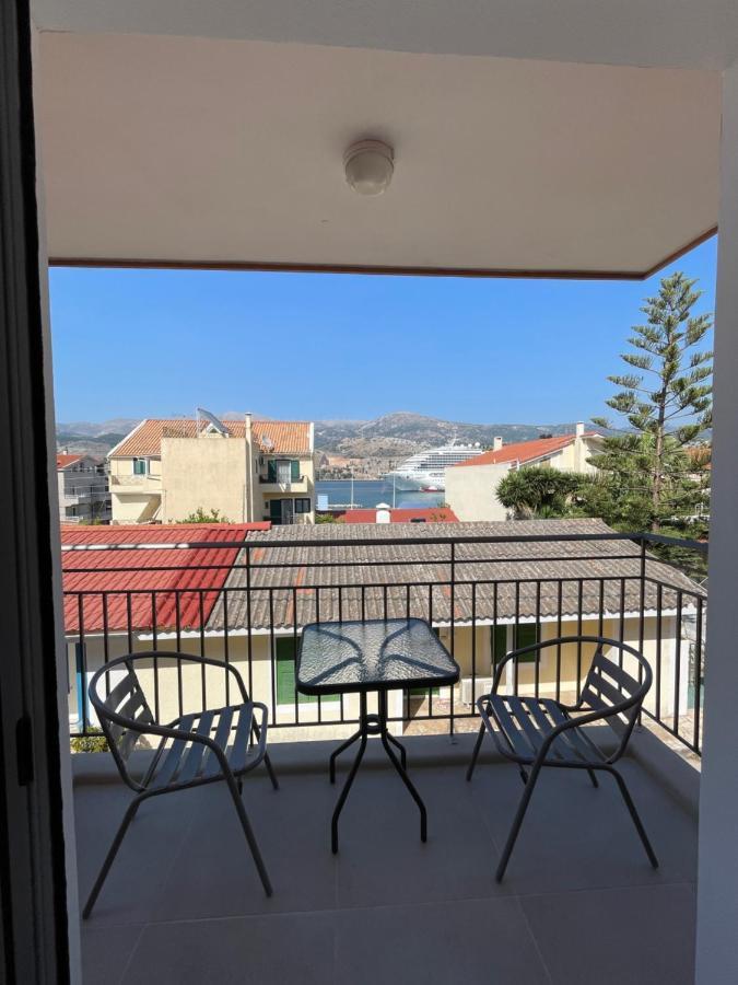 Arian Apartments Argostoli  Eksteriør bilde