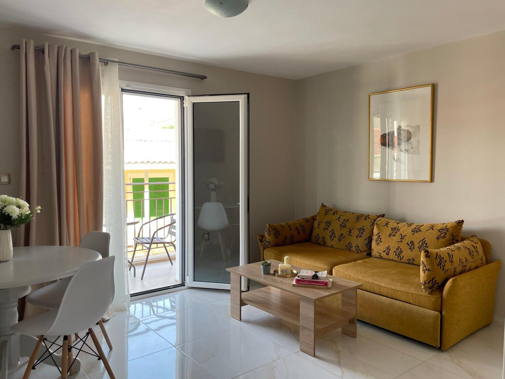 Arian Apartments Argostoli  Eksteriør bilde