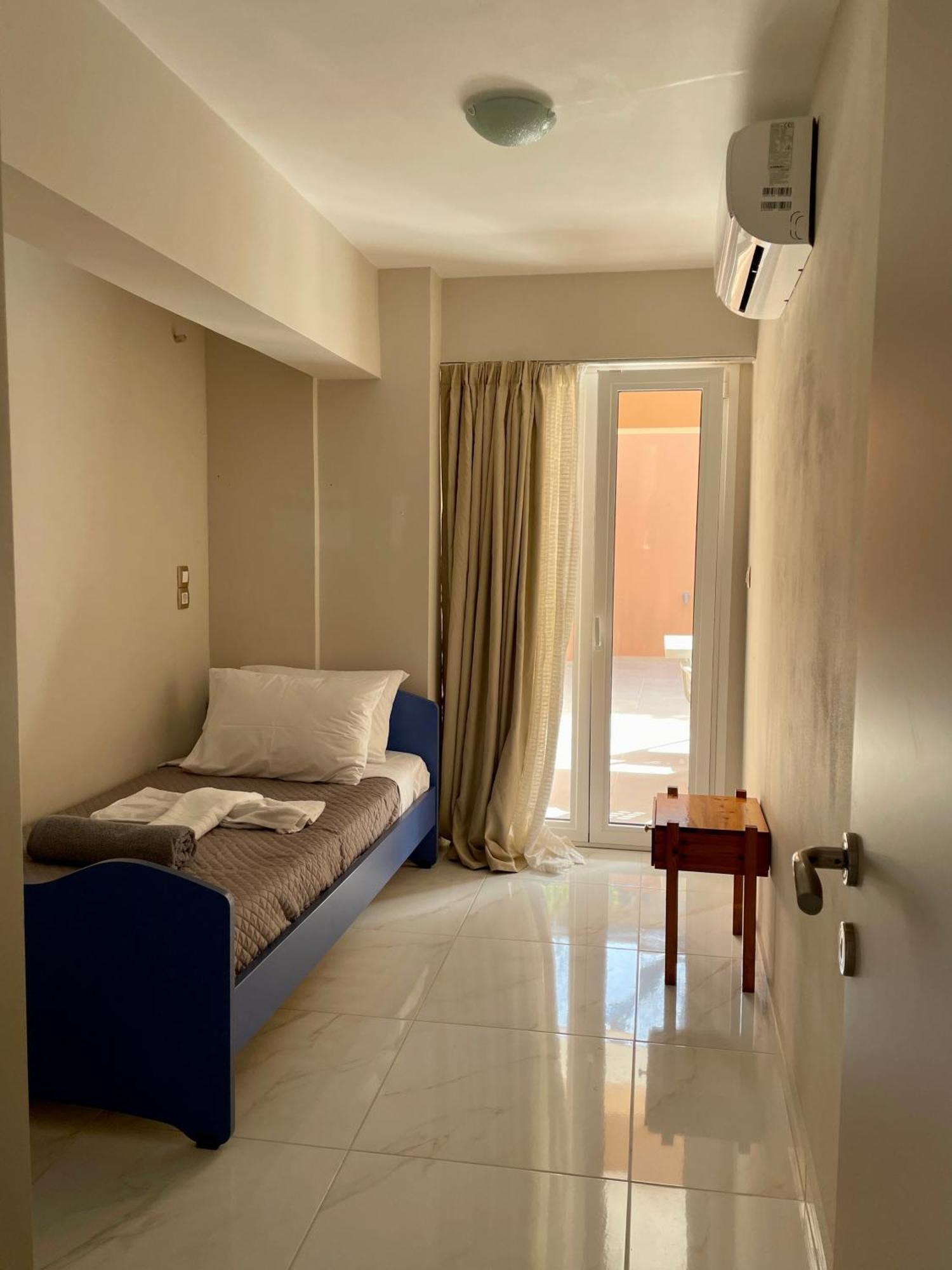 Arian Apartments Argostoli  Eksteriør bilde
