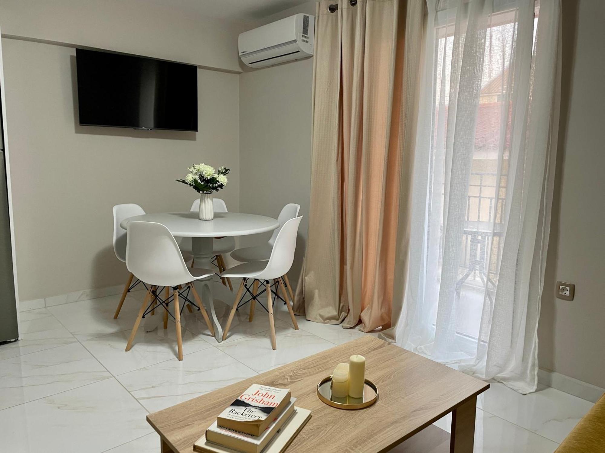 Arian Apartments Argostoli  Eksteriør bilde